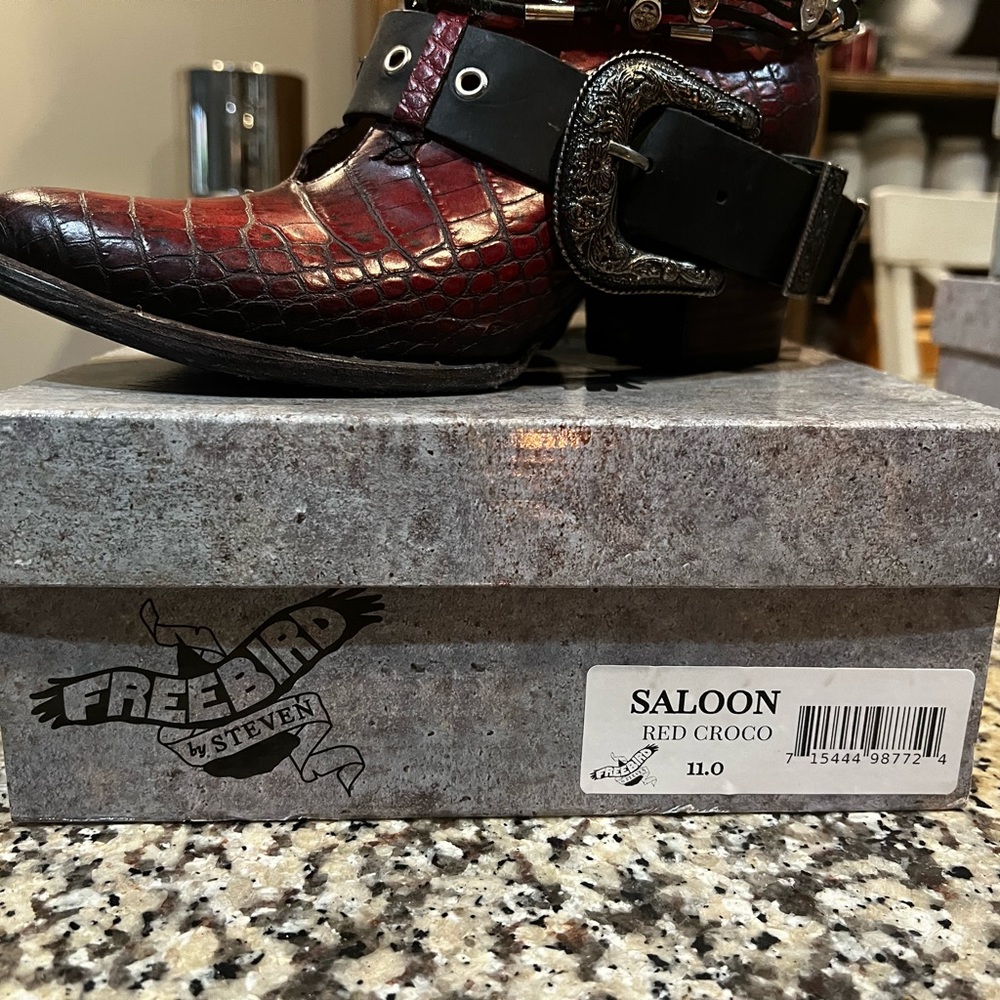 Freebird Boots - Saloon Red Croco size 11